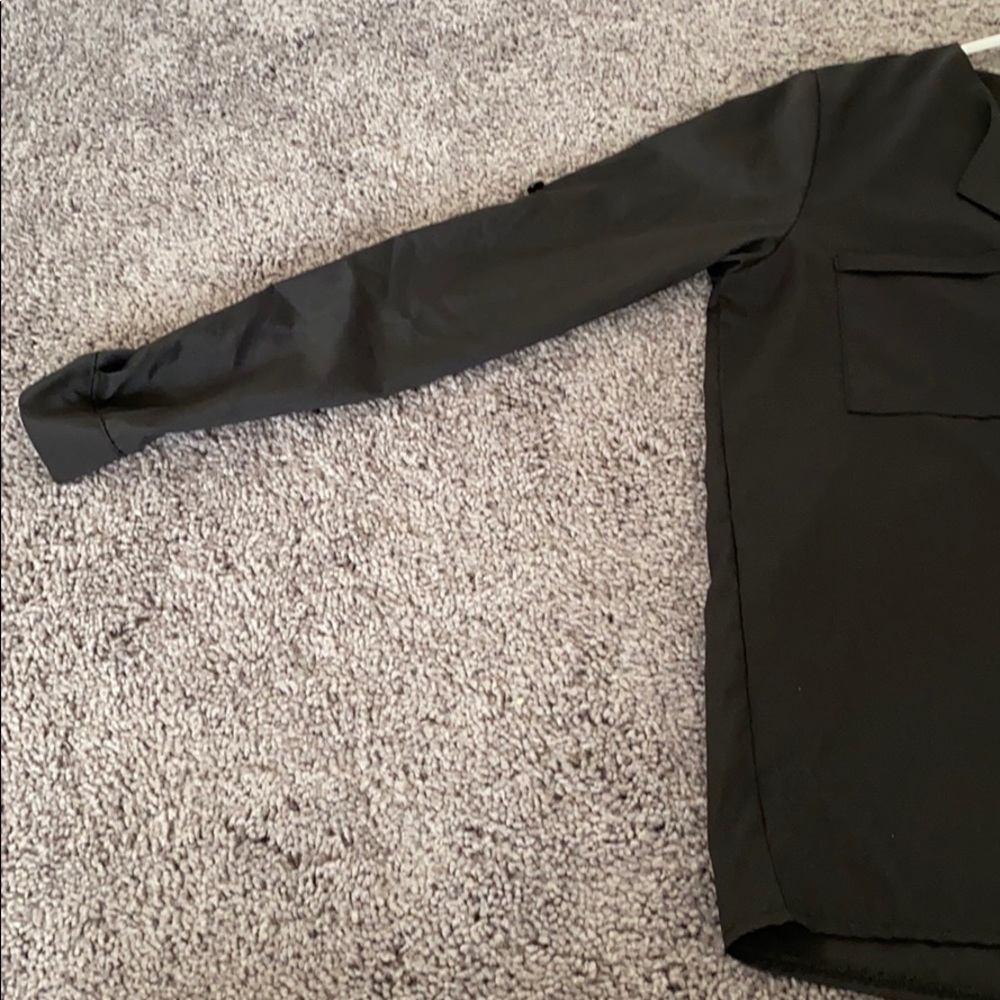 Black blouse - Picture 4 of 5